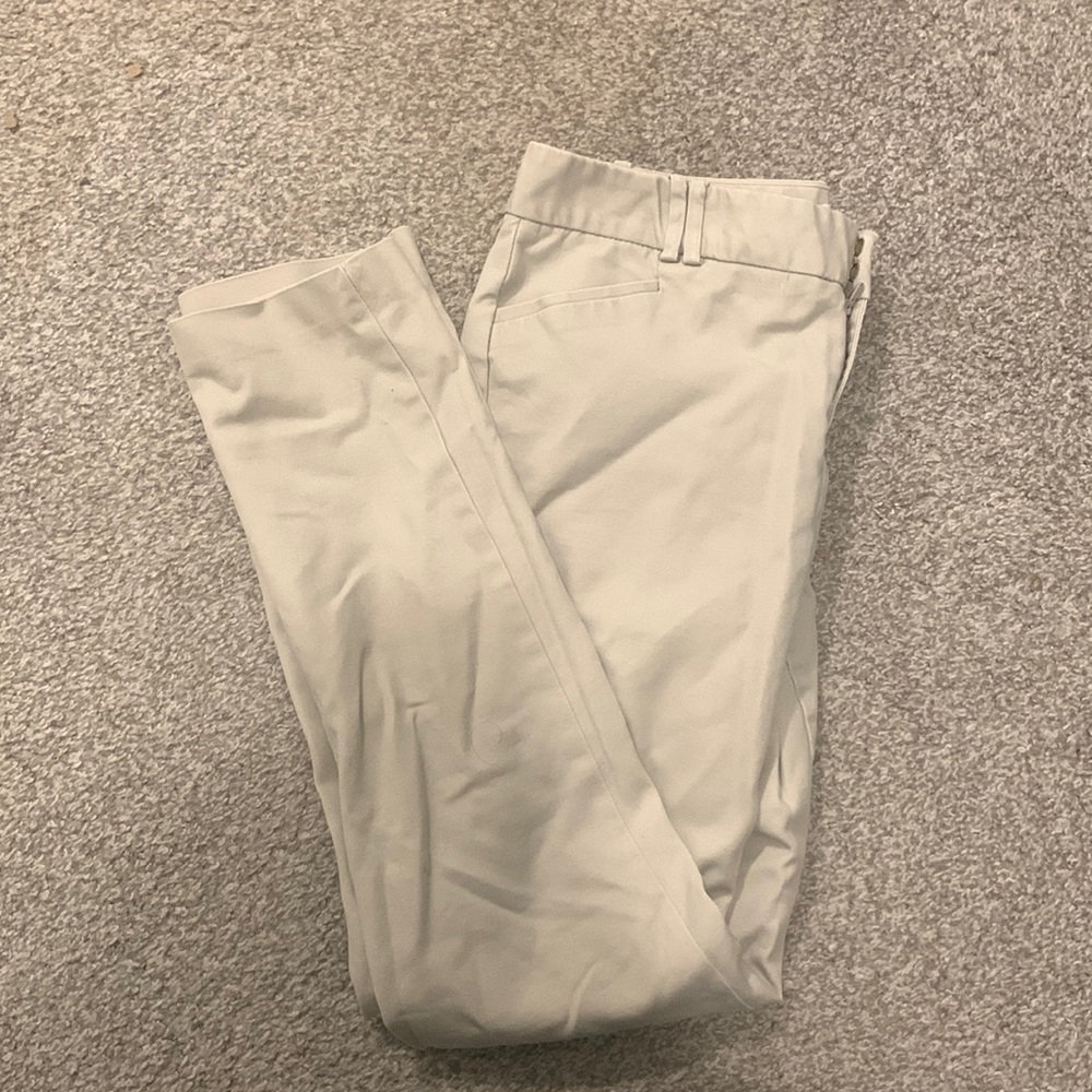 Calvin Klein beige full length skinny straight leg pants size 8
